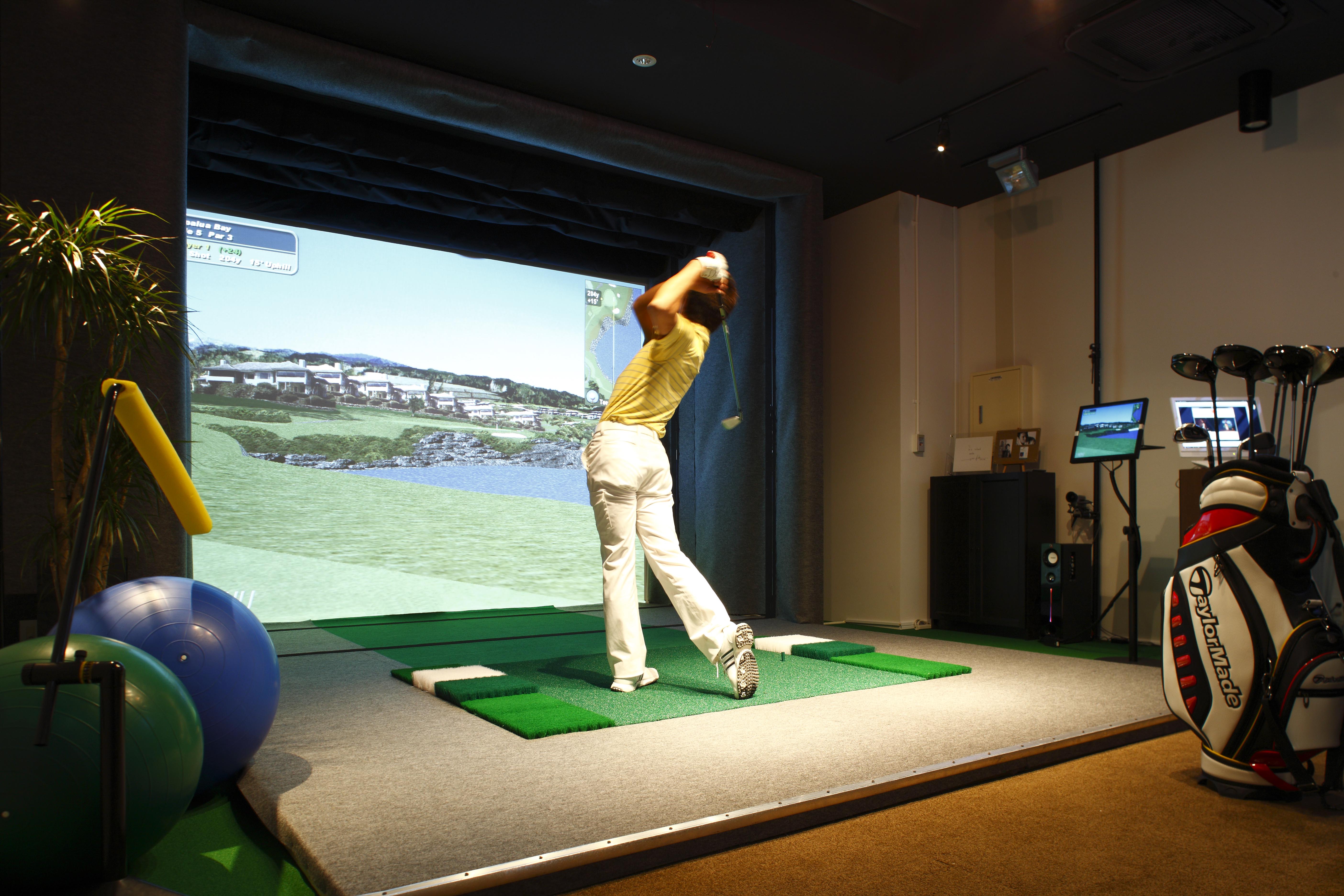 The Full Swing Golf simulator