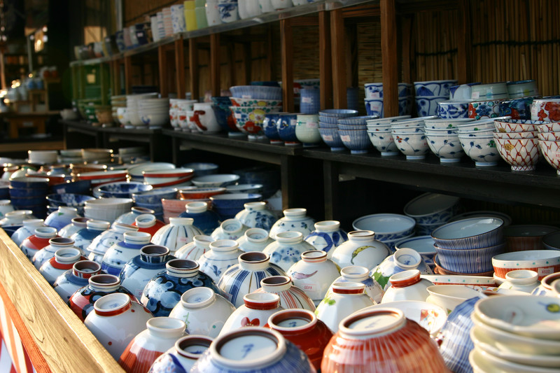 Pottery for sale in Saga prefecture