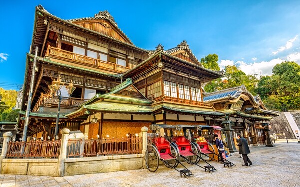 Historic Dogo Onsen in Matsuyama