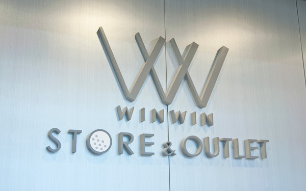 WINWIN Style Golf Store